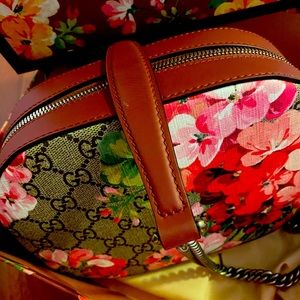 Authentic Gucci Flora Bag
